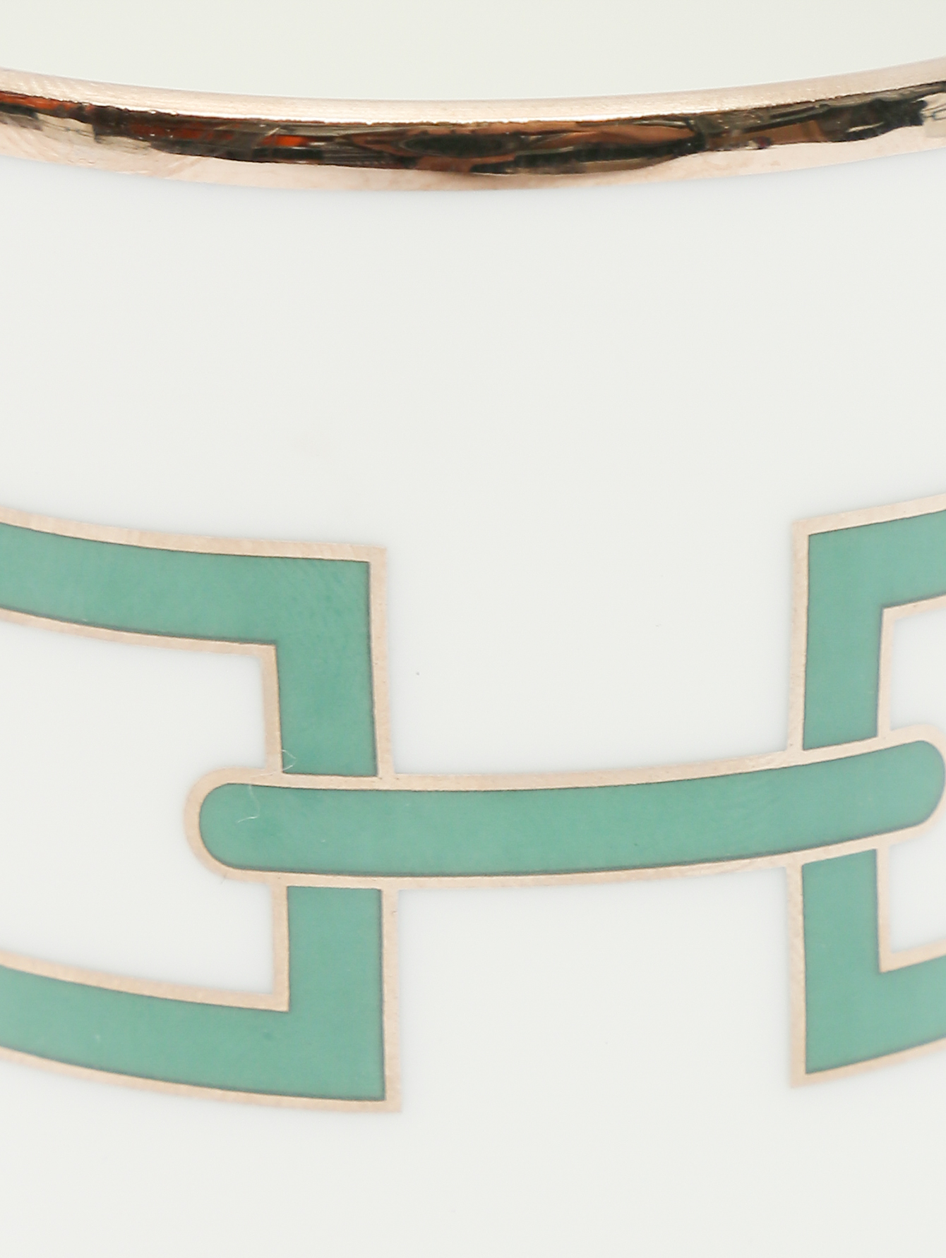 Чашка для кофе из фарфора с орнаментом и серебряной окантовкой  - Деталь1