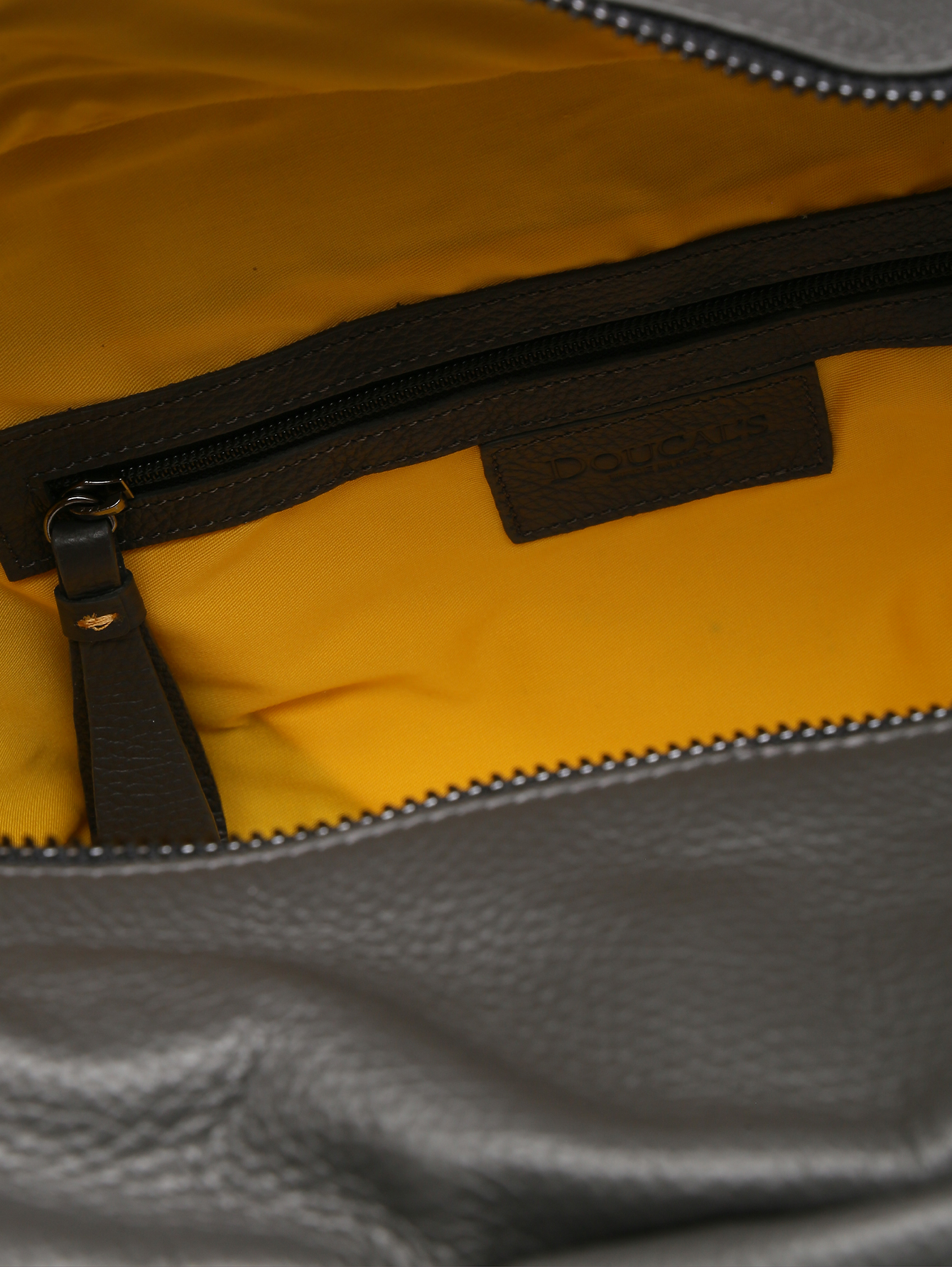 Дорожная сумка из кожи на коротких ручках - Деталь1