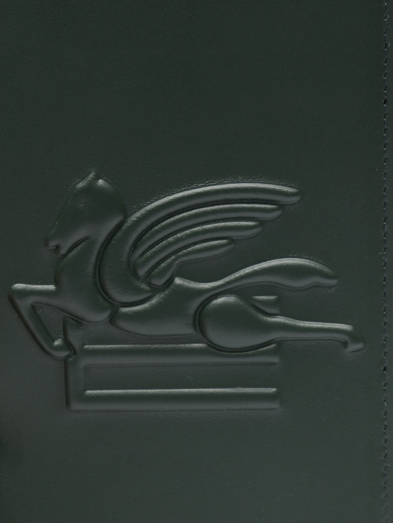 Обложка для паспорта из кожи - Деталь