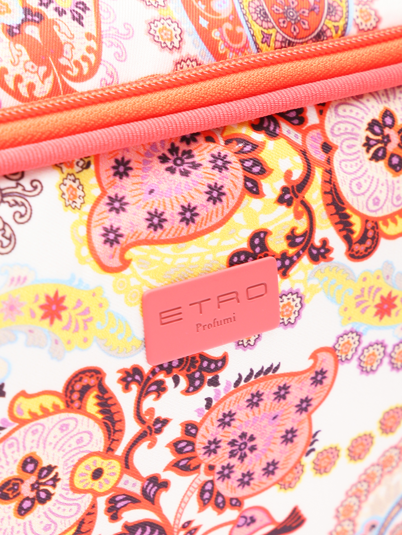 Косметичка из текстиля с узором - Деталь