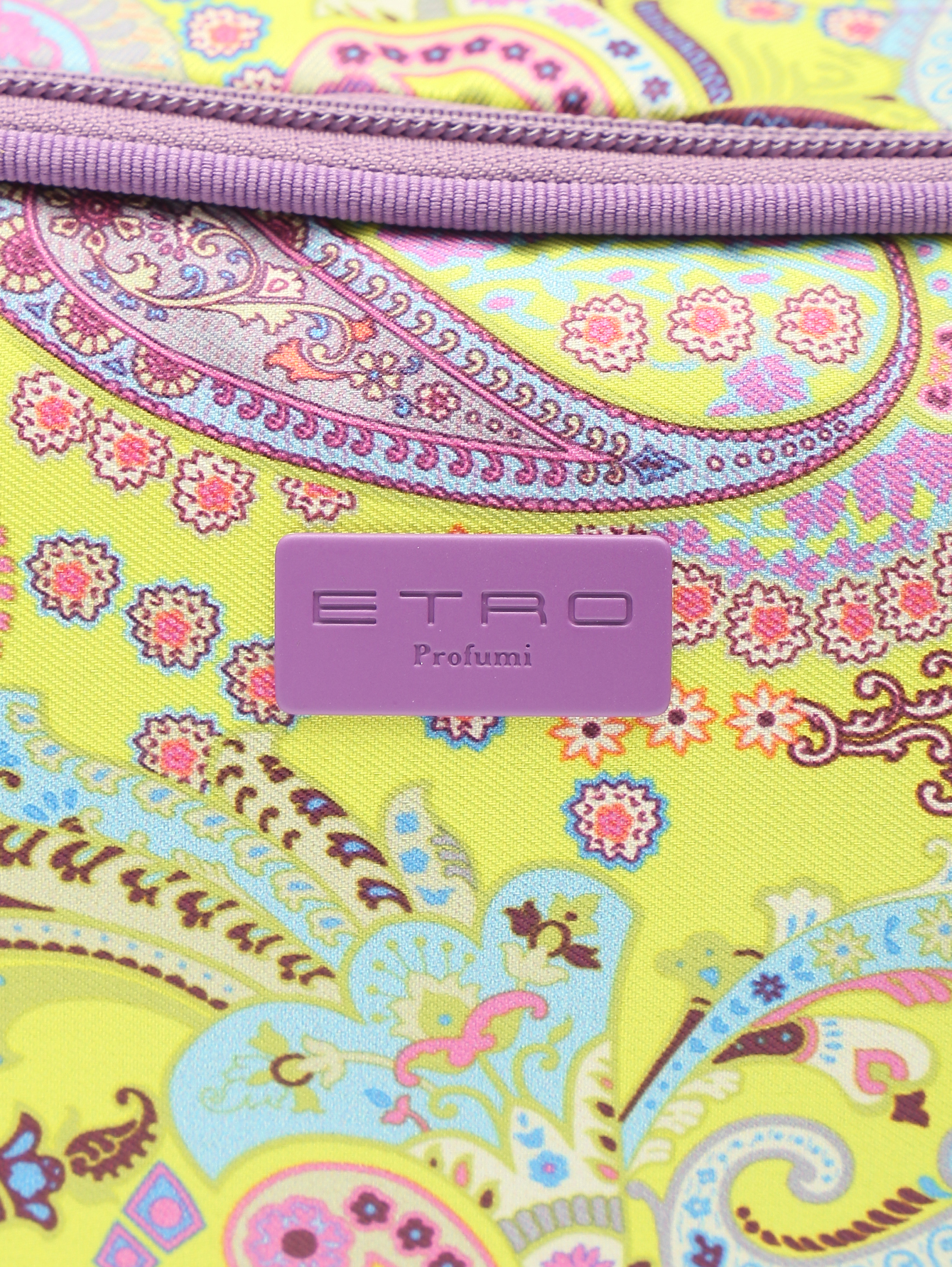 Косметичка из текстиля с узором пейсли  - Деталь