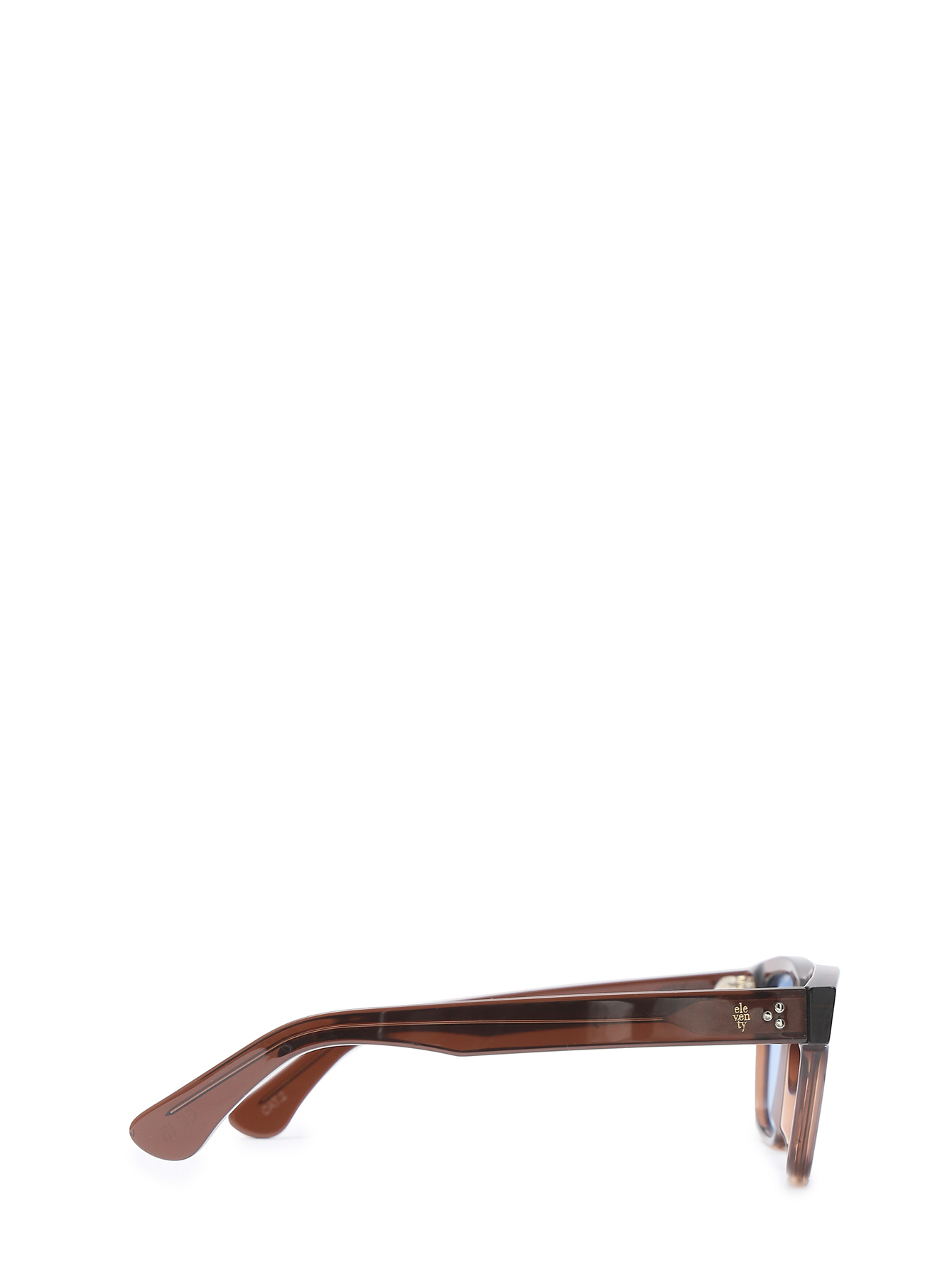 Солнцезащитные очки в оправе из пластика - Обтравка1