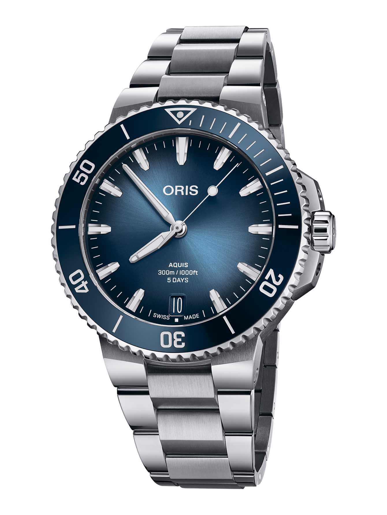 Часы Aquis Date Calibre 400 - Общий вид