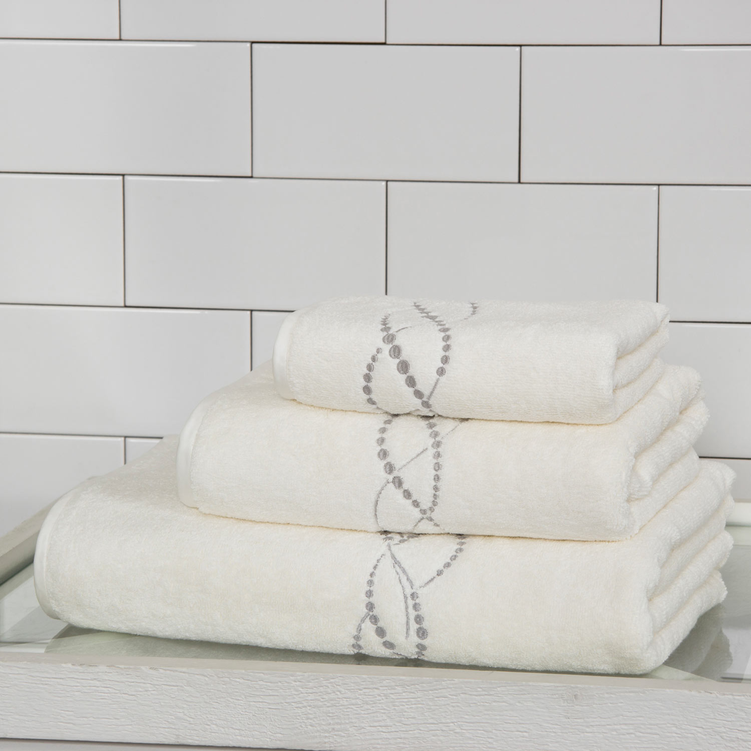  полотенце 100X150 см PEARLS EMBROIDERY - Общий вид
