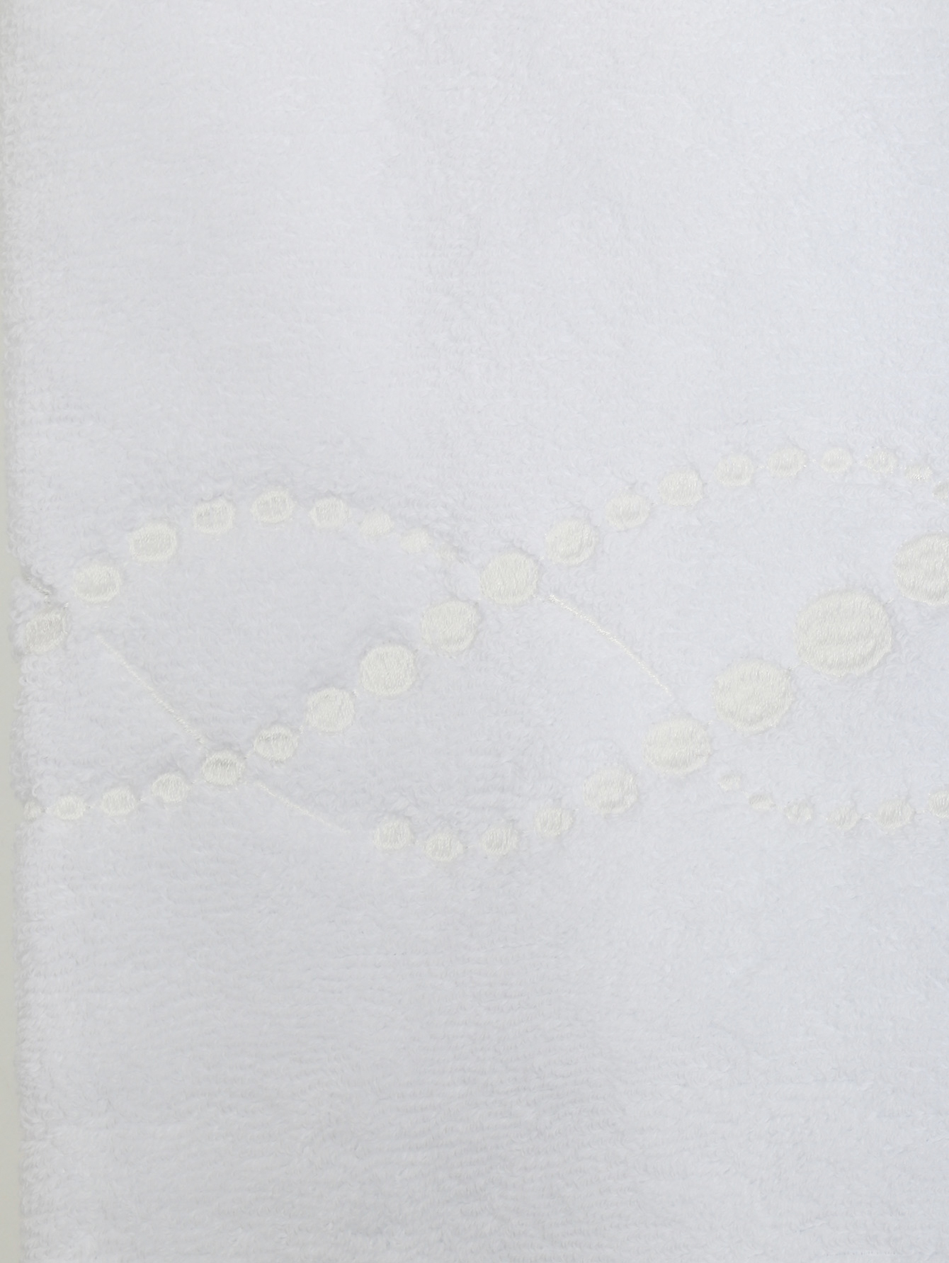 Полотенце из хлопковой махровой ткани с вышивкой  - Деталь