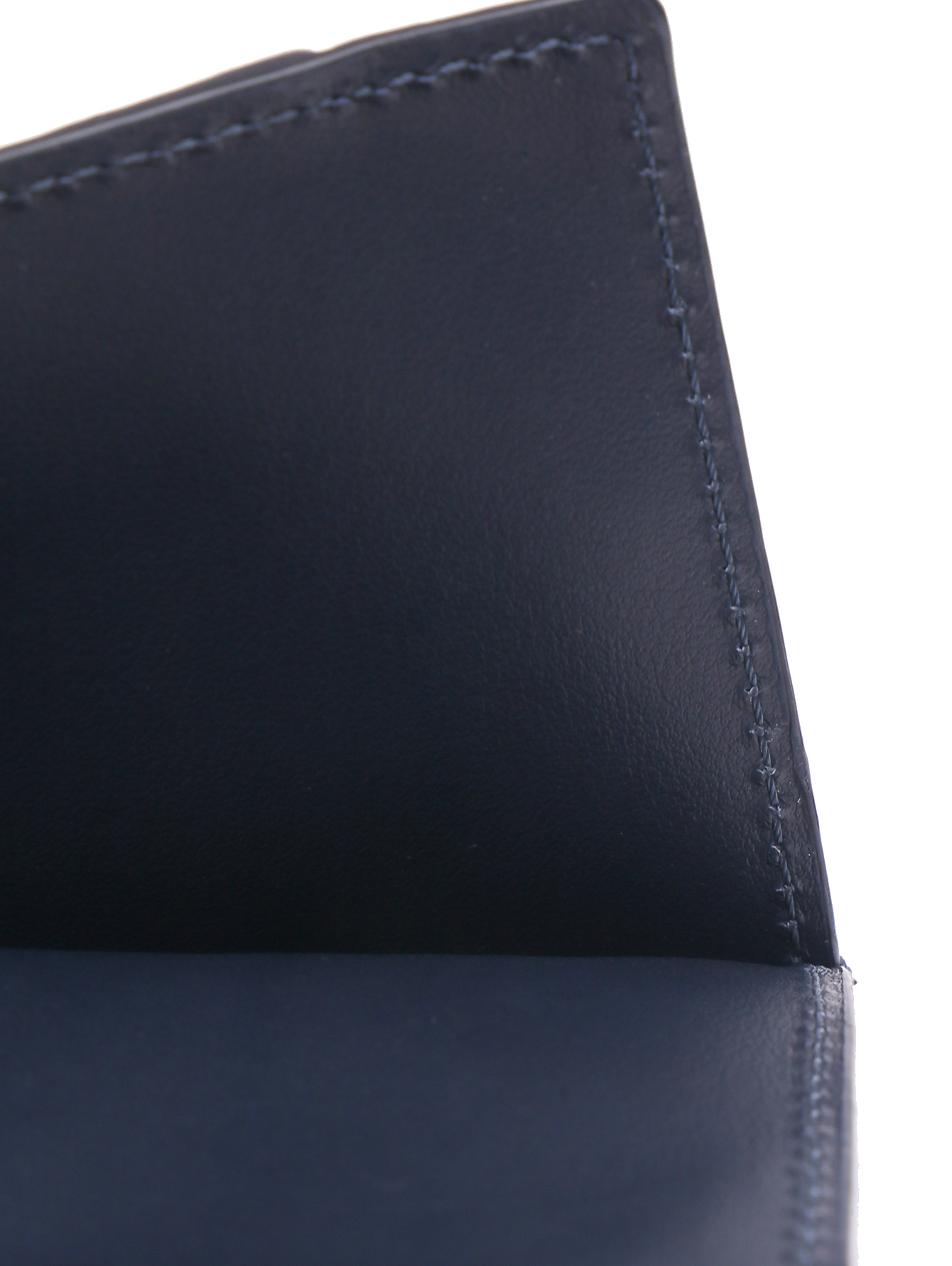 Визитница из зернистой кожи - Деталь1