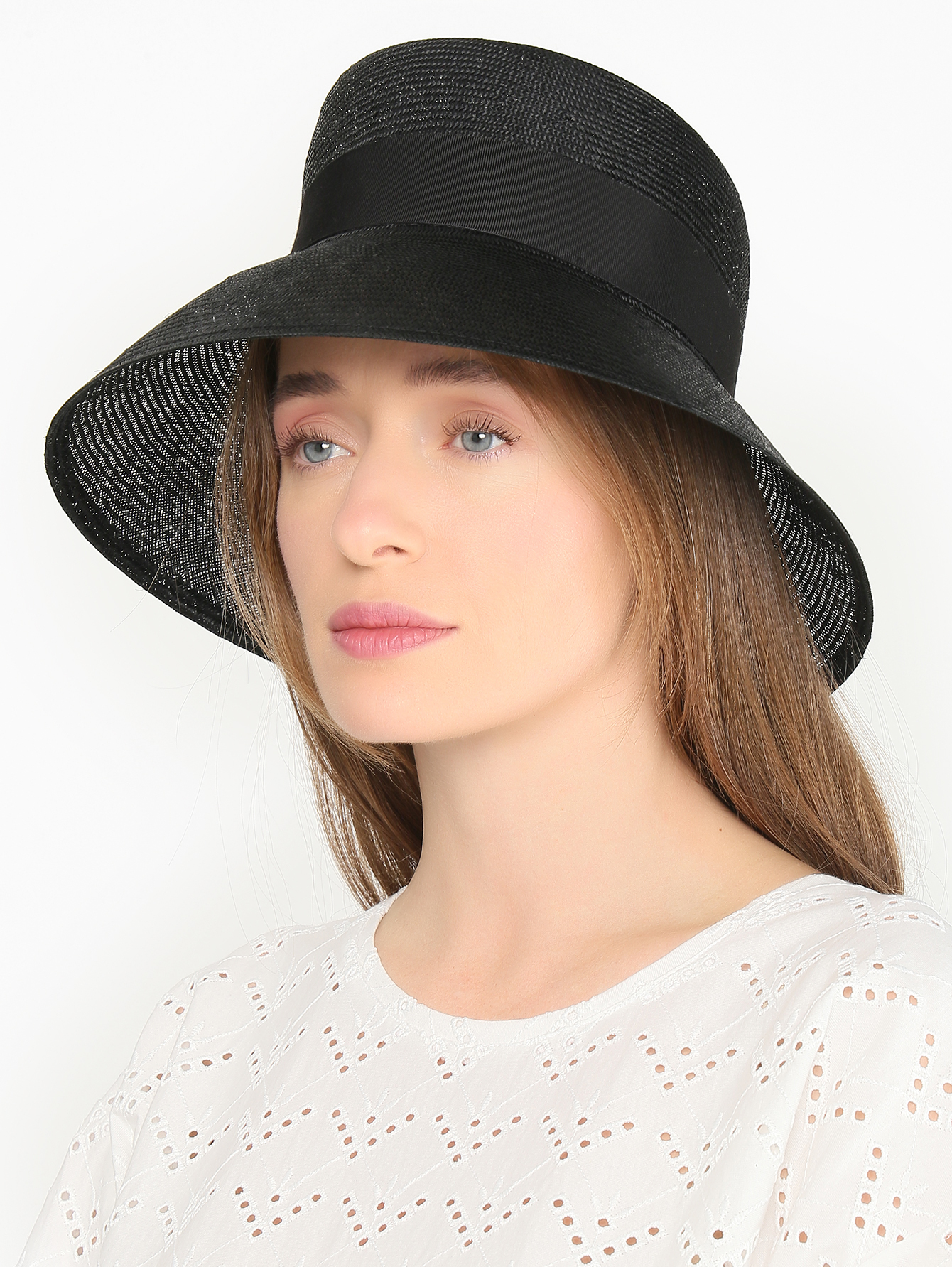 Соломенная шляпа с широкими полями - МодельОбщийВид