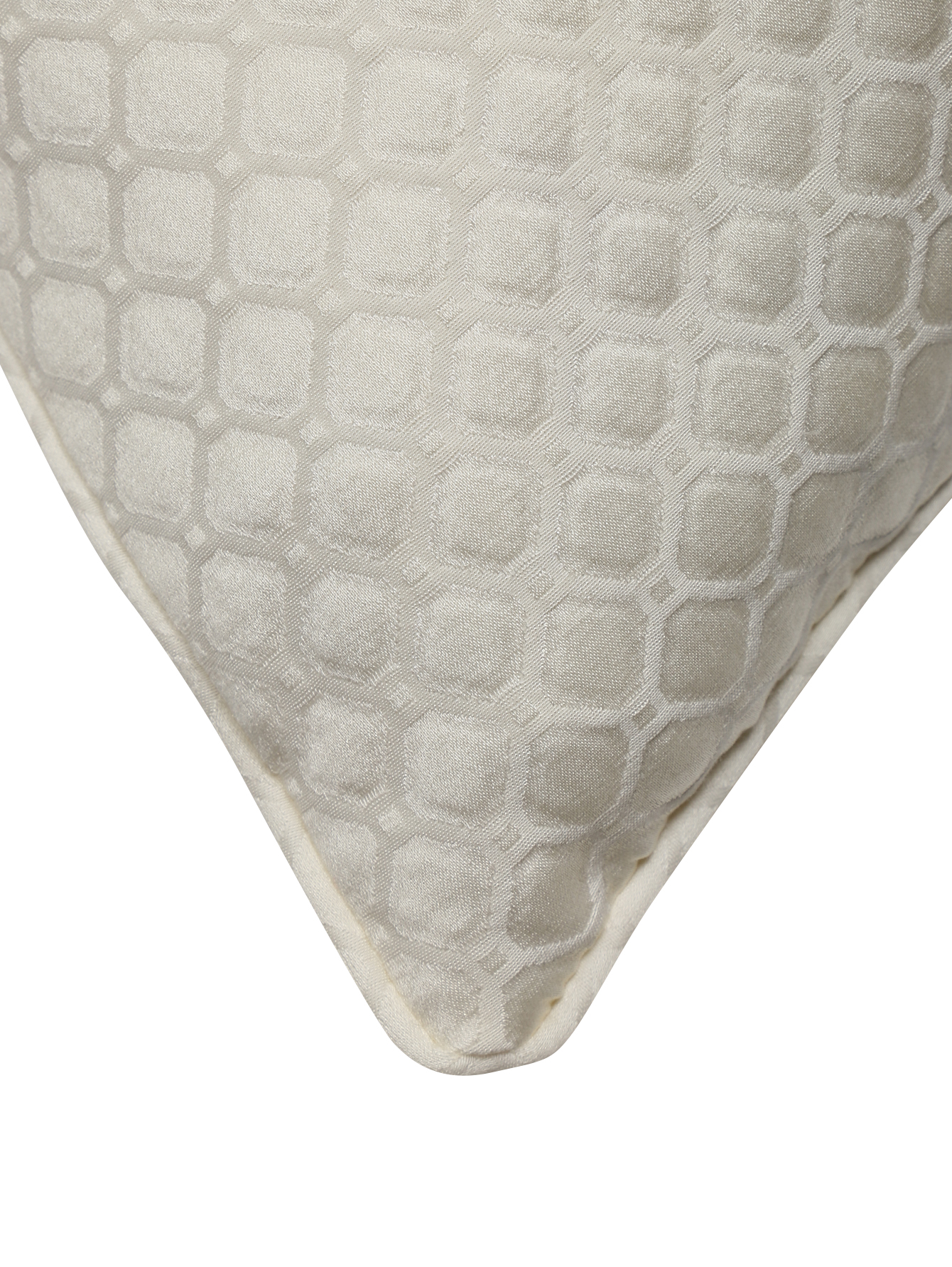 Наволочка из фактурной ткани с узором - Деталь