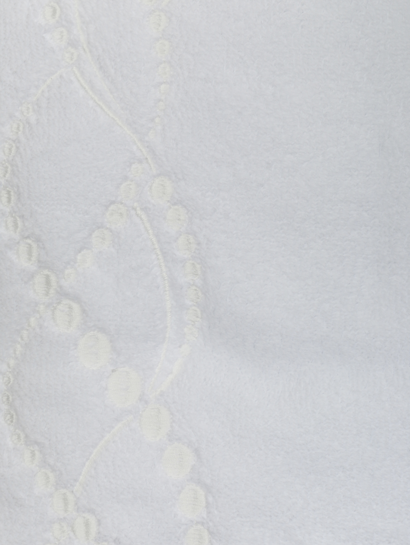 Полотенце из хлопковой махровой ткани с вышивкой  - Деталь