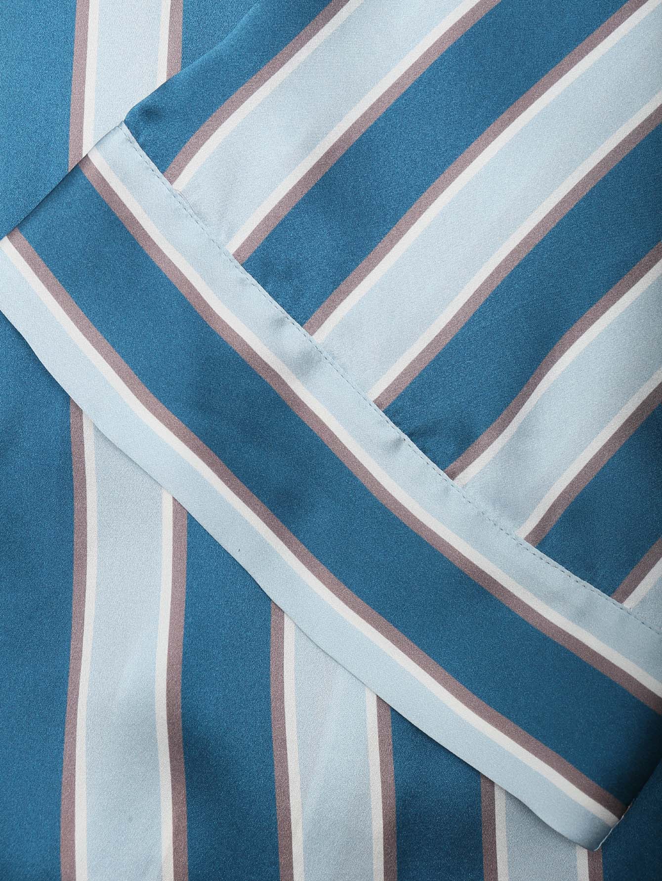 Шелковый халат в полоску на поясе  - Деталь1