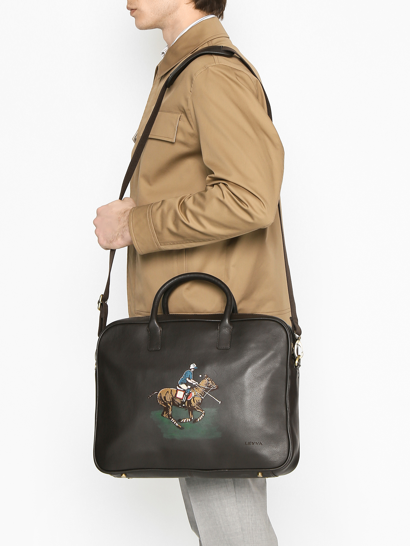 Сумка из кожи с принтом - МодельВерхНиз