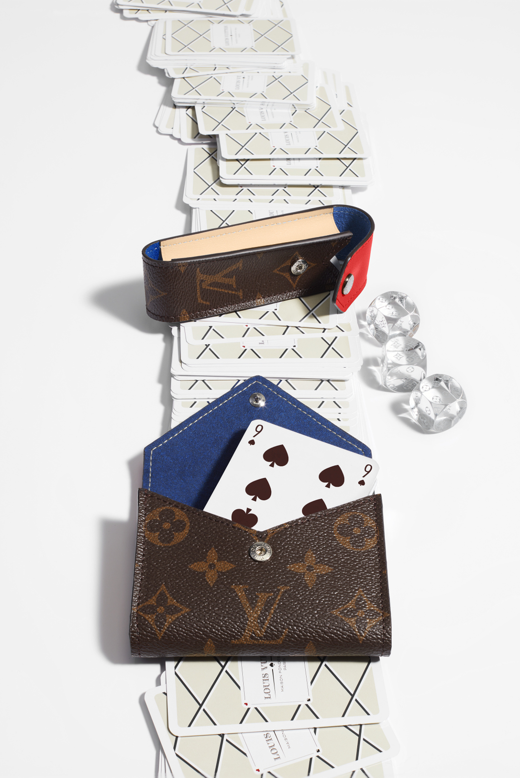 Карта louis vuitton