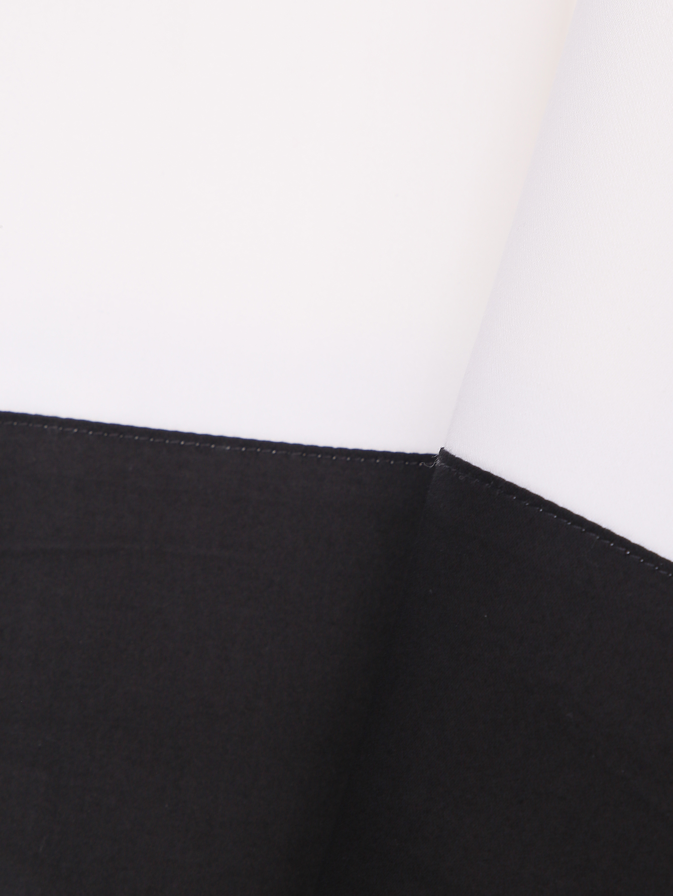 Пододеяльник из хлопка с контрастной отделкой  - Деталь