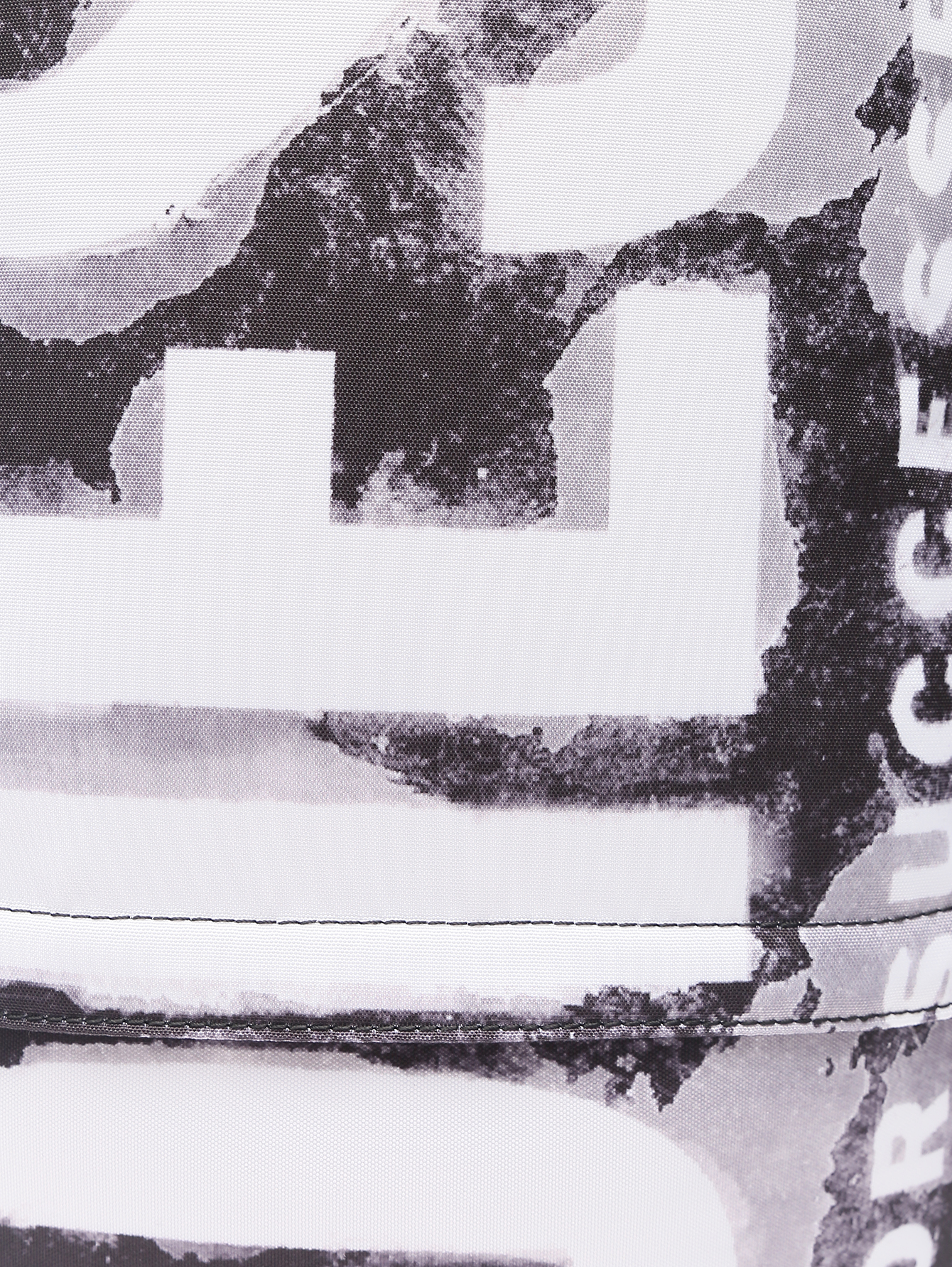 Рюкзак из текстиля с узором  - Деталь